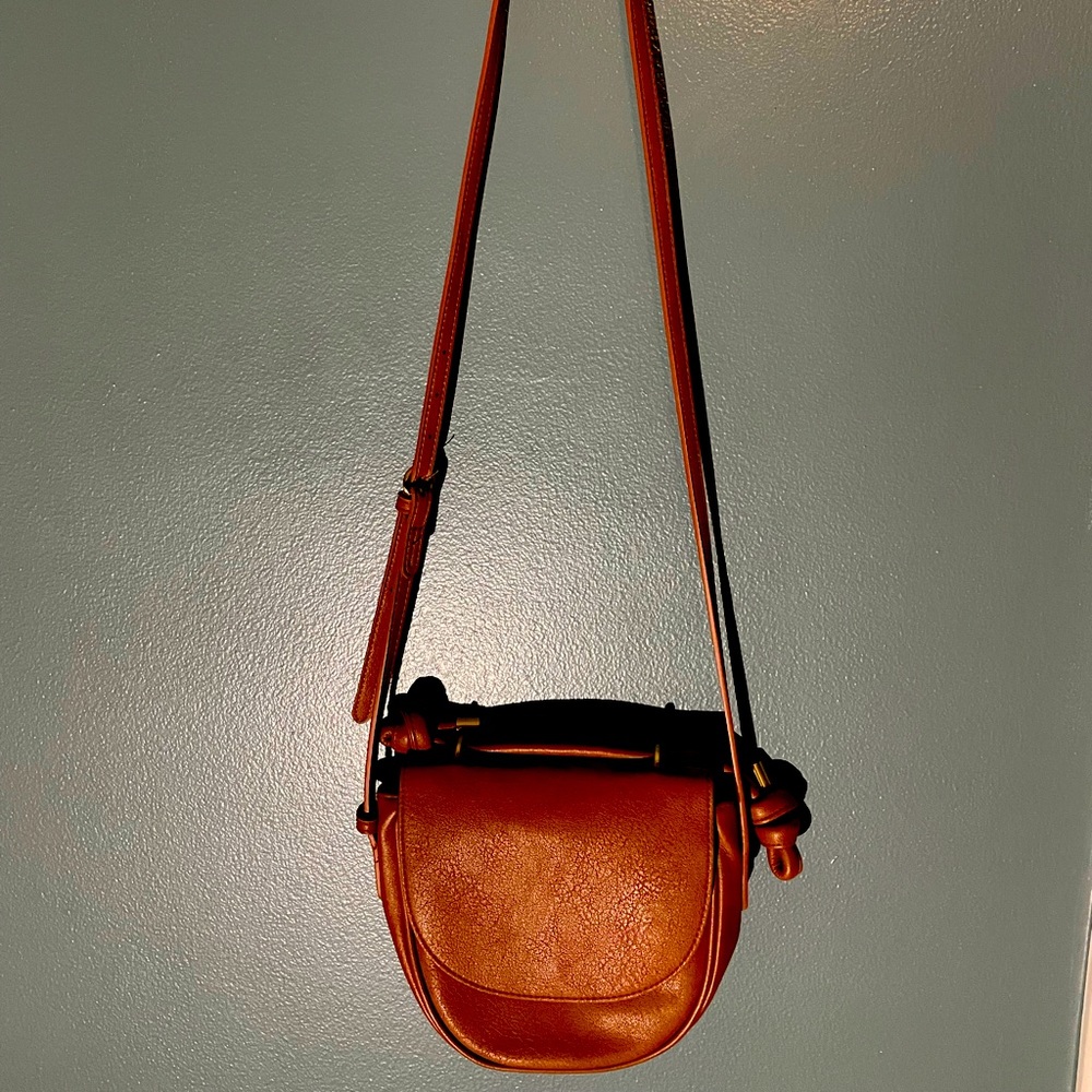 💥💥 Universal Thread crossbody purse 💥💥